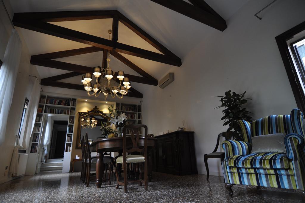 Casa Colleoni Acomodação com café da manhã Veneza Exterior foto