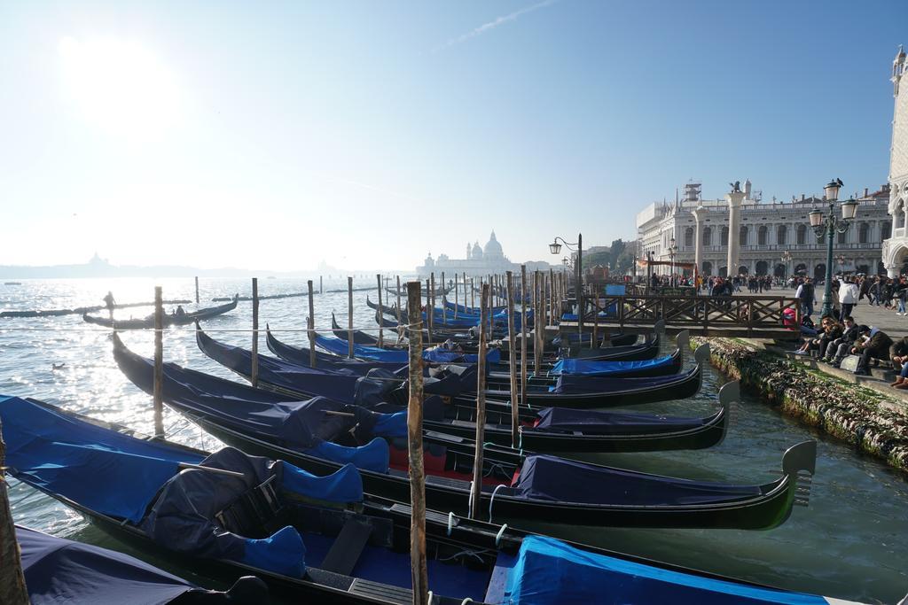 Casa Colleoni Acomodação com café da manhã Veneza Exterior foto